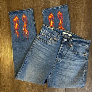 Fire leg stitch Levi’s